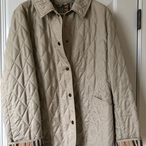 Burberry quilted jacket size M